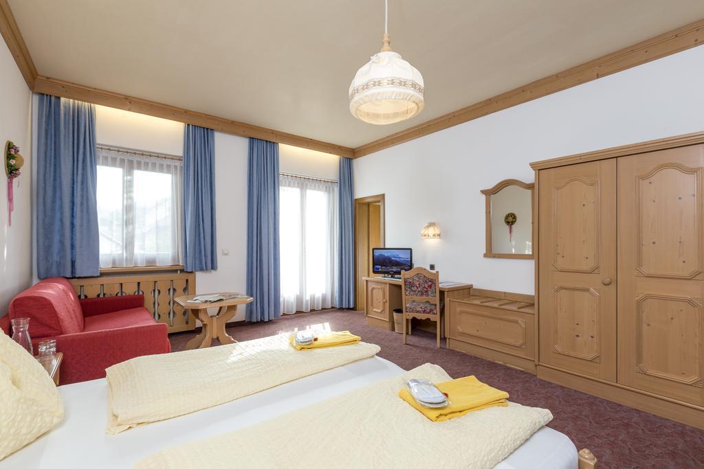 Landhotel Tharerwirt Olang Bagian luar foto